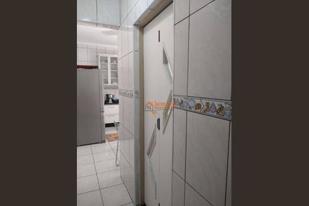 11_photo/94ce89bb93.ceff8192393c33de-ATLAS-d35b3871-02a8-4f5a-942e-5601b6446f35.jpg de casa à venda com 6 quartos, 125m² em Jardim Ponte Alta I, Guarulhos