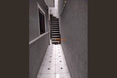 2_photo/94ce89bb93.ceff8192393c33de-ATLAS-fb060762-90a7-4b2e-9bd5-7be220f476bb.jpg de casa à venda com 6 quartos, 125m² em Jardim Ponte Alta I, Guarulhos