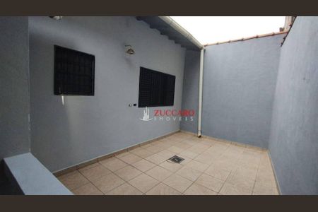 6_photo/94ce89bcaf.aef9c0ddbaa01f62-ATLAS-aef3f790-f3ae-45cd-b192-591d7e3daf7e.jpg de casa à venda com 3 quartos, 115m² em Jardim Ponte Alta I, Guarulhos