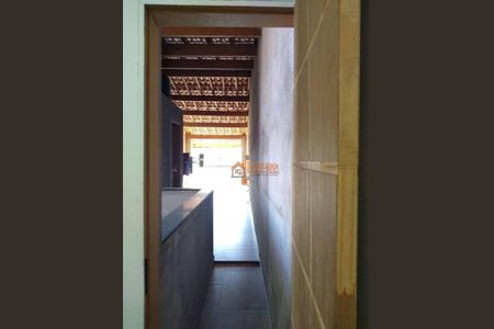 9_photo/94ce89c201.7a802cfb1ffc346d-ATLAS-e2ccbfde-ea4f-4d92-9a0a-79eb0f7f9889.jpg de casa à venda com 3 quartos, 225m² em Residencial Parque Cumbica, Guarulhos