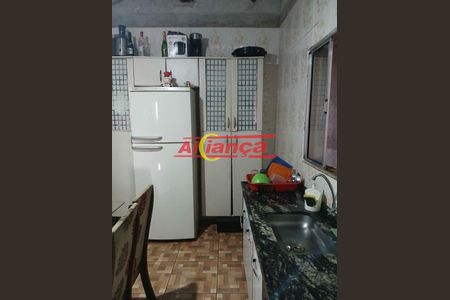 9_photo/94ce89c9fd.1c30879e3ee593f9-ATLAS-253b5e17-e97a-45a5-858f-b0d8c0d4908a.jpg de casa à venda com 4 quartos, 350m² em Vila Nova Bonsucesso, Guarulhos