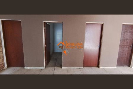 4_photo/94ce89ca97.b2a7e5989df51ff7-ATLAS-4b8f6ca5-8c9b-4d2b-8ad1-9e4679c66bc6.jpg de casa à venda com 2 quartos, 60m² em Jardim do Triunfo, Guarulhos