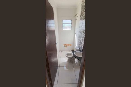 10_photo/94ce89ca97.b2a7e5989df51ff7-ATLAS-bc1bbfa8-711b-418f-b7cb-0a756a356b4f.jpg de casa à venda com 2 quartos, 60m² em Jardim do Triunfo, Guarulhos