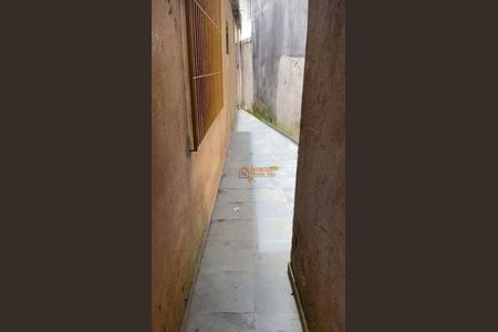 2_photo/94ce89caff.ead0744c2329e0c8-ATLAS-65efba7a-de20-4664-a732-a21cb8babf5e.jpg de casa à venda com 3 quartos, 125m² em Jardim do Triunfo, Guarulhos