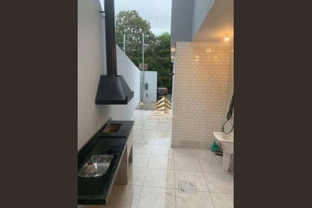 7_photo/94ce89cb21.5bc4e555b9c29fe3-ATLAS-c2e0d610-6eb6-4487-9b72-2173347e8d10.jpg de casa à venda com 3 quartos, 107m² em Jardim do Triunfo, Guarulhos