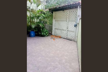 2_photo/94ce89cb93.b8c4f165c1f119ea-ATLAS-e8809acb-7ce5-4b68-ab6c-06c3034ca567.jpg de casa à venda com 4 quartos, 220m² em Jardim do Triunfo, Guarulhos