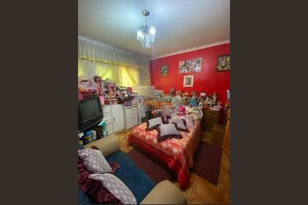 10_photo/94ce89cb9b.8bb4f664ea44ba9c-ATLAS-cb33ceca-af3e-45dd-8f7a-3f1728e372f2.jpg de casa à venda com 4 quartos, 220m² em Jardim do Triunfo, Guarulhos