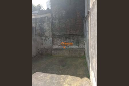 3_photo/94ce89cc71.64ac2371dd04f17e-ATLAS-92f7ea93-88e8-4dc5-8f29-a8dbad92e2a6.jpg de casa à venda com 2 quartos, 100m² em Jardim do Triunfo, Guarulhos