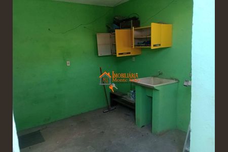 9_photo/94ce89cc71.64ac2371dd04f17e-ATLAS-9b3bc10e-1b04-47af-ae82-e816ffd29a0d.jpg de casa à venda com 2 quartos, 100m² em Jardim do Triunfo, Guarulhos