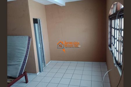 2_photo/94ce89cc71.64ac2371dd04f17e-ATLAS-c7371dac-3af1-46db-9151-e6c8c18aaeb8.jpg de casa à venda com 2 quartos, 100m² em Jardim do Triunfo, Guarulhos