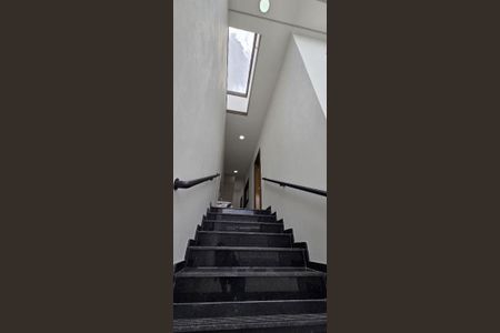 10_photo/94ce89e007.8f9009eb150c9be9-ATLAS-53ab2db1-cba1-42fa-be1e-6d94c593be9d.jpg de casa à venda com 3 quartos, 85m² em Cidade Parque Alvorada, Guarulhos