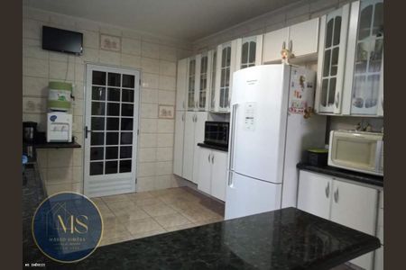 10_photo/94ce89e2db.ceff8192393c33de-ATLAS-51c9660a-e16c-4cc2-ae59-418b2151a67e.jpg de casa à venda com 3 quartos, 243m² em Jardim Maria Dirce, Guarulhos