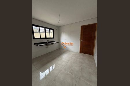 7_photo/94ce89e4b1.9612c2c0390caf5f-ATLAS-58f8ca4f-1f9e-49e0-86ea-01a734a8bab1.jpg de casa à venda com 3 quartos, 130m² em Jardim Maria Dirce, Guarulhos