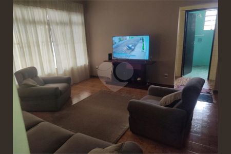 6_photo/94ce89e4f3.6b2453e70642c87c-ATLAS-7ceac0ef-03e0-449f-96f4-e2b42196aded.jpg de casa à venda com 3 quartos, 225m² em Jardim Maria Dirce, Guarulhos