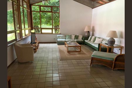 7_photo/94ce89e511.598c66e7e5047e83-ATLAS-376fdf45-0d39-442b-a70b-db8df1390197.jpg de casa à venda com 4 quartos, 450m² em Jardim Presidente Dutra, Guarulhos