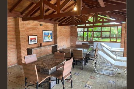 3_photo/94ce89e511.598c66e7e5047e83-ATLAS-4abc5d0f-6a58-4a36-983e-bf5ad0e52ff4.jpg de casa à venda com 4 quartos, 450m² em Jardim Presidente Dutra, Guarulhos