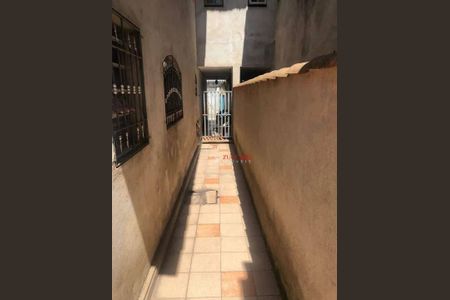 4_photo/94ce89e525.f72fdba2c1c3ffdc-ATLAS-222407ea-60d9-4f65-b7dd-19aeeaff015b.jpg de casa à venda com 3 quartos, 138m² em Jardim Presidente Dutra, Guarulhos