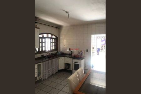 9_photo/94ce89e525.f72fdba2c1c3ffdc-ATLAS-aa2e453c-24a1-43be-9299-de15e0b8b429.jpg de casa à venda com 3 quartos, 138m² em Jardim Presidente Dutra, Guarulhos