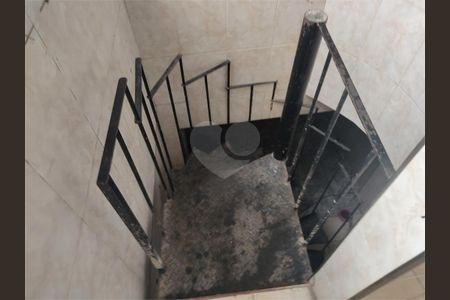 8_photo/94ce89e9f9.e6e1c947b02cf8fb-ATLAS-01386528-52c8-4d11-9367-16b06bff1bd9.jpg de casa à venda com 4 quartos, 221m² em Residencial Parque Cumbica, Guarulhos