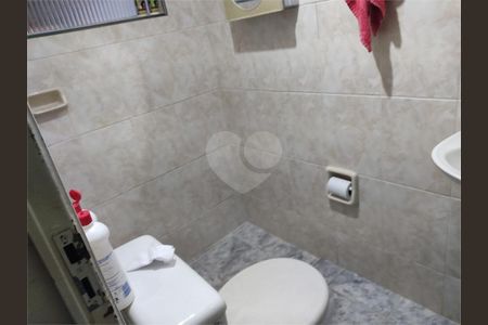 2_photo/94ce89e9f9.e6e1c947b02cf8fb-ATLAS-21d421f9-4255-47e8-9f08-286ca41b791c.jpg de casa à venda com 4 quartos, 221m² em Residencial Parque Cumbica, Guarulhos