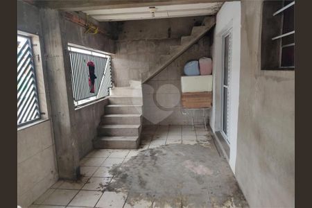 5_photo/94ce89e9f9.e6e1c947b02cf8fb-ATLAS-2e4907a2-5f2b-4cd8-830b-af4b2ba74325.jpg de casa à venda com 4 quartos, 221m² em Residencial Parque Cumbica, Guarulhos