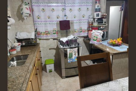 7_photo/94ce89e9f9.e6e1c947b02cf8fb-ATLAS-3e335cd1-84eb-4e2c-99e5-c228a4e1d2f6.jpg de casa à venda com 4 quartos, 221m² em Residencial Parque Cumbica, Guarulhos