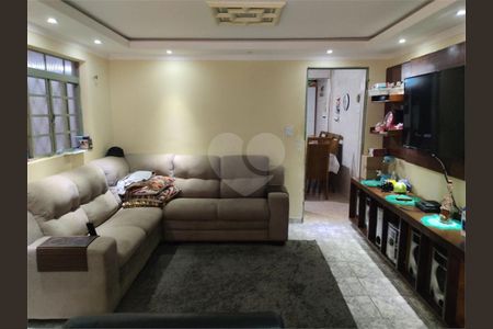 6_photo/94ce89e9f9.e6e1c947b02cf8fb-ATLAS-4ebefd9c-43db-41b1-927b-269d4ac3f57e.jpg de casa à venda com 4 quartos, 221m² em Residencial Parque Cumbica, Guarulhos