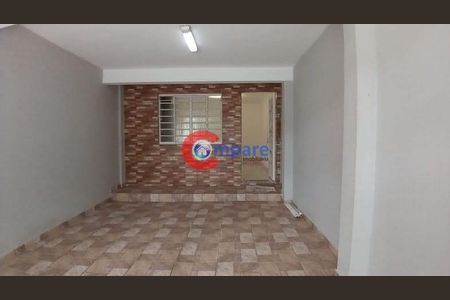 4_photo/94ce89ea4b.dda3a78fb47de289-ATLAS-3d3e402c-d770-4687-8d25-da5870c53cce.jpg de casa à venda com 3 quartos, 120m² em Jardim Presidente Dutra, Guarulhos