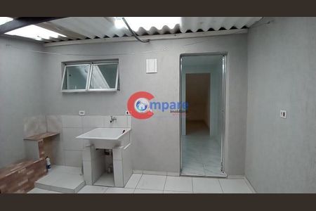 12_photo/94ce89ea4b.dda3a78fb47de289-ATLAS-7147646d-456a-44cd-adf2-9557a5bc49ef.jpg de casa à venda com 3 quartos, 120m² em Jardim Presidente Dutra, Guarulhos