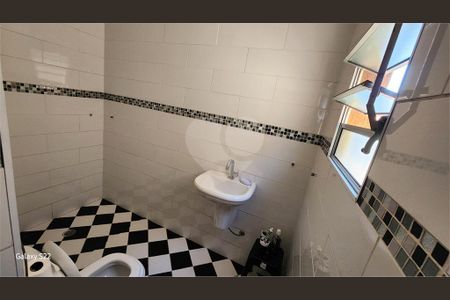 18_photo/94ce89edb5.527d2e055a247cfd-ATLAS-078ff4cd-2df9-4781-bea3-2bd5e456162e.jpg de casa à venda com 3 quartos, 230m² em Jardim Presidente Dutra, Guarulhos
