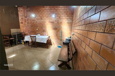 3_photo/94ce89edb5.527d2e055a247cfd-ATLAS-e59bd32f-f1ba-4dfb-be63-ce21c8274fea.jpg de casa à venda com 3 quartos, 230m² em Jardim Presidente Dutra, Guarulhos