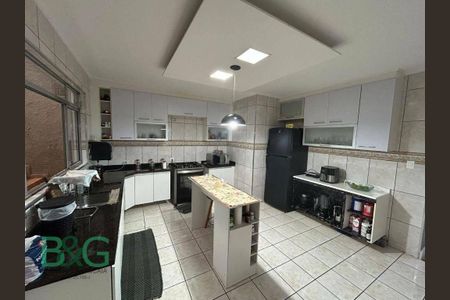 6_photo/94ce89efdb.cd6912d4e48c45dd-ATLAS-5920ec91-d5b0-47cd-8e64-dd661615ccf6.jpg de casa à venda com 3 quartos, 352m² em Jardim Presidente Dutra, Guarulhos