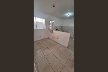 3_photo/94ce89f199.ceff8192393c33de-ATLAS-2e10d782-c750-4775-b5b2-e0ad87f02c60.jpg de casa à venda com 8 quartos, 125m² em Jardim Presidente Dutra, Guarulhos