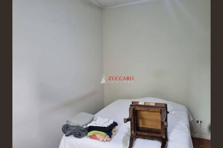 2_photo/94ce89f1a3.b3df034c454bebf7-ATLAS-ffe6dfcb-ae31-429e-b714-2503affbdfdc.jpg de casa à venda com 3 quartos, 140m² em Jardim Presidente Dutra, Guarulhos