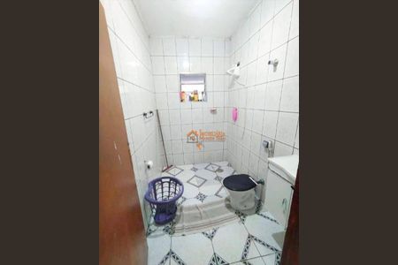 5_photo/94ce89f1f9.ceff8192393c33de-ATLAS-d86f4dd4-5413-43c4-8a2a-162e6eea7f16.jpg de casa à venda com 5 quartos, 125m² em Jardim Presidente Dutra, Guarulhos