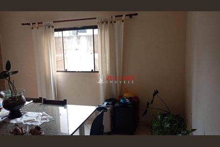 2_photo/94ce89f237.14bdc96e73f9fbd8-ATLAS-907ffe73-e65b-403b-99d2-022121603802.jpg de casa à venda com 5 quartos, 300m² em Jardim Presidente Dutra, Guarulhos