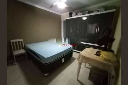 5_photo/94ce89f3c5.aa2bb41a82bec25b-ATLAS-8c1d46fd-4834-4903-9da9-9a306b15c1c8.jpg de casa à venda com 2 quartos, 113m² em Jardim Presidente Dutra, Guarulhos