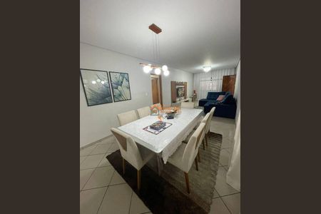 1_photo/94ce89f3d3.732b7fd8aaa5f07d-ATLAS-2cdaa7b4-5100-4d54-ac06-ec38c88e2e3a.jpg de casa à venda com 3 quartos, 210m² em Jardim Presidente Dutra, Guarulhos