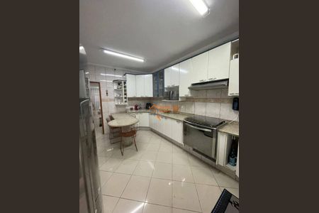 3_photo/94ce89f3d3.732b7fd8aaa5f07d-ATLAS-2f7b6025-0fcc-4c04-baf4-4a7ac6c14b39.jpg de casa à venda com 3 quartos, 210m² em Jardim Presidente Dutra, Guarulhos