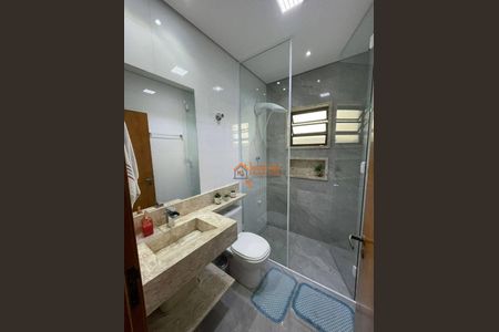 10_photo/94ce89f3d3.732b7fd8aaa5f07d-ATLAS-5e948830-4a08-49f1-a84b-8f3509372d56.jpg de casa à venda com 3 quartos, 210m² em Jardim Presidente Dutra, Guarulhos