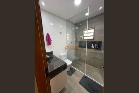 11_photo/94ce89f3d3.732b7fd8aaa5f07d-ATLAS-6103d65b-c0c4-4495-bdd3-22f1fce6695e.jpg de casa à venda com 3 quartos, 210m² em Jardim Presidente Dutra, Guarulhos