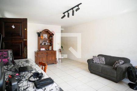 7_photo/94ce89f3e3.638b34ff0fe22444-ATLAS-4d00b8b3-4590-4e3c-aaed-69968d53d06d.jpg de casa à venda com 3 quartos, 125m² em Jardim Presidente Dutra, Guarulhos