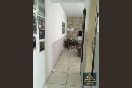 3_photo/94ce89f3fd.2f15d505e37c7ac5-ATLAS-7e79360c-e016-41c9-a78c-e1d3538ceb70.jpg de casa à venda com 2 quartos, 125m² em Jardim Presidente Dutra, Guarulhos