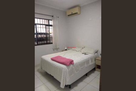 11_photo/94ce89f405.9c5959cca0926d06-ATLAS-6244e1cf-acbb-41e9-b8d2-1263c24563e5.jpg de casa à venda com 5 quartos, 180m² em Jardim Presidente Dutra, Guarulhos