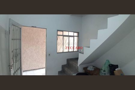 7_photo/94ce89f413.4664f3ed7bb28091-ATLAS-25ba78f1-e6e0-4455-a0c1-4b62f71faefc.jpg de casa à venda com 2 quartos, 120m² em Jardim Presidente Dutra, Guarulhos
