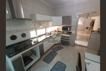 8_photo/94ce89f41d.1f71cda351ac6030-ATLAS-4c5ffec7-3f25-4a7f-8902-eaf3d12f7587.jpg de casa à venda com 4 quartos, 380m² em Jardim Presidente Dutra, Guarulhos