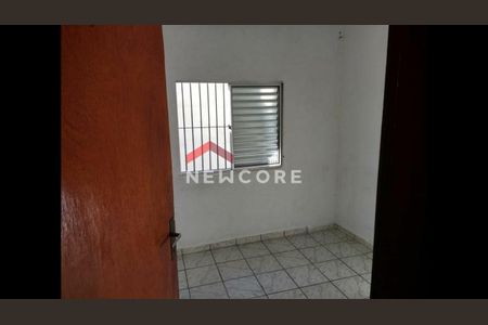 8_photo/94ce89f4a3.3679ba45c80b6010-ATLAS-7d8382d0-1a18-4aba-8546-ac816a4aa7e1.jpg de casa à venda com 3 quartos, 194m² em Jardim Presidente Dutra, Guarulhos