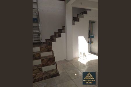 6_photo/94ce89f4e9.8c2ca795ebaebe51-ATLAS-1437fdc1-e1b3-4bd6-86cf-d5947d87fffb.jpg de casa à venda com 4 quartos, 218m² em Jardim Presidente Dutra, Guarulhos