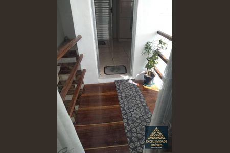 11_photo/94ce89f4e9.8c2ca795ebaebe51-ATLAS-2bde0807-db26-4223-9cc8-5e4bed177864.jpg de casa à venda com 4 quartos, 218m² em Jardim Presidente Dutra, Guarulhos