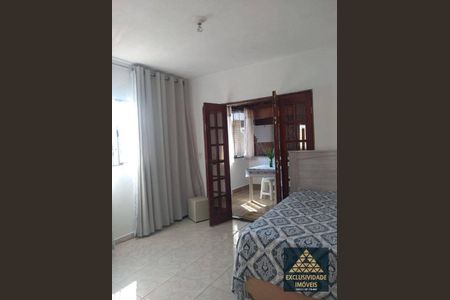 3_photo/94ce89f4e9.8c2ca795ebaebe51-ATLAS-647bd3ae-9e20-46b0-9e1b-684fc8d26f69.jpg de casa à venda com 4 quartos, 218m² em Jardim Presidente Dutra, Guarulhos